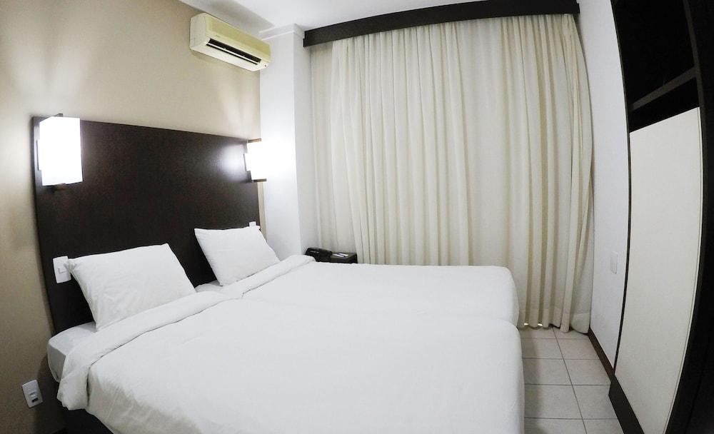 Triangulo Apart Hotel Βιτόρια Εξωτερικό φωτογραφία